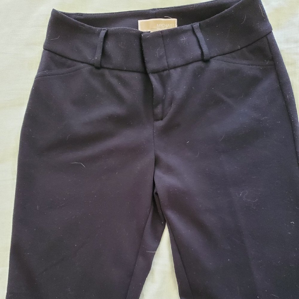 Michael Kors navy straight leg pant great condition just the right fit